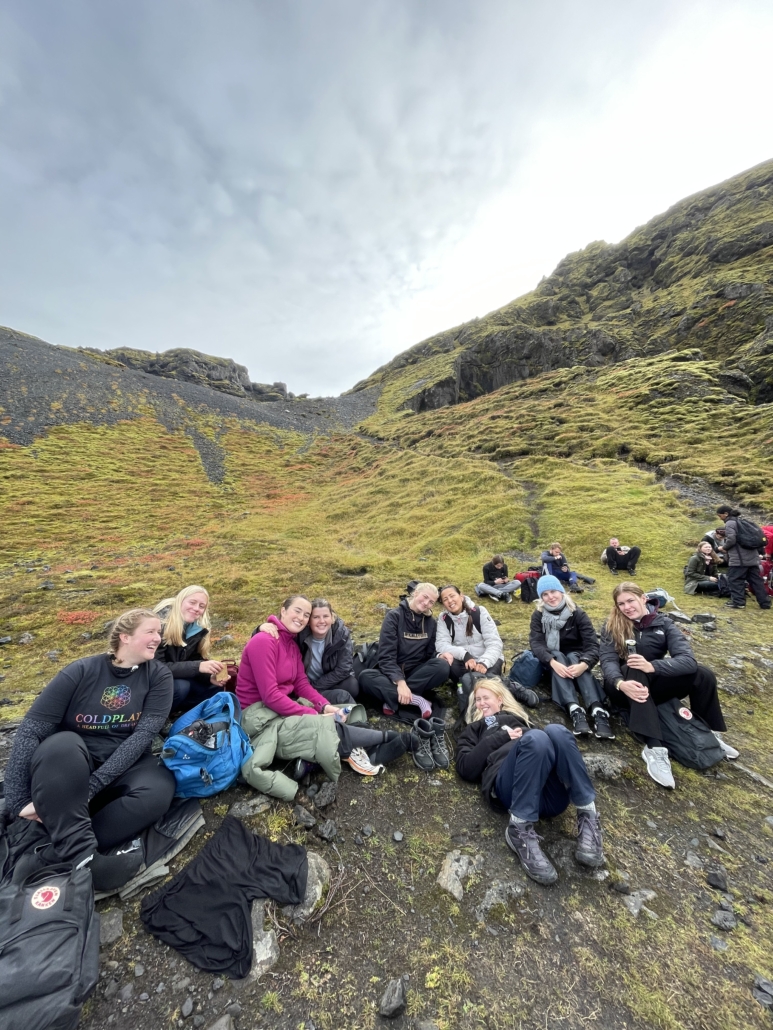højskolen holder hvis under rejsen til Island